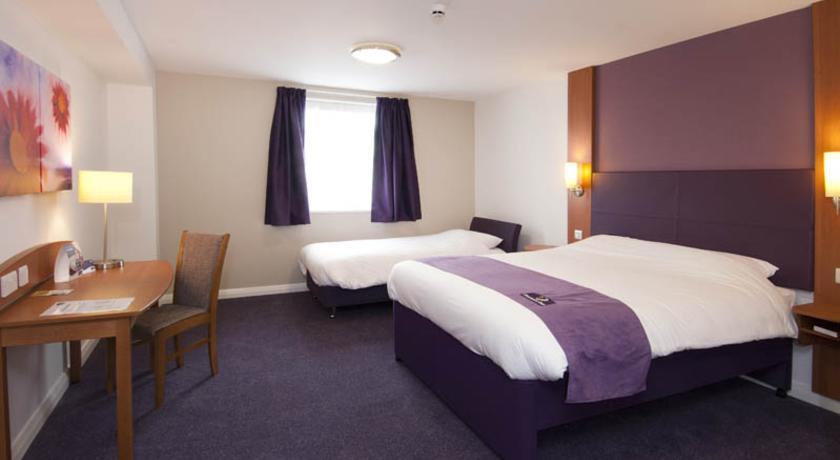 Premier Inn Chester Central - North 客房 照片