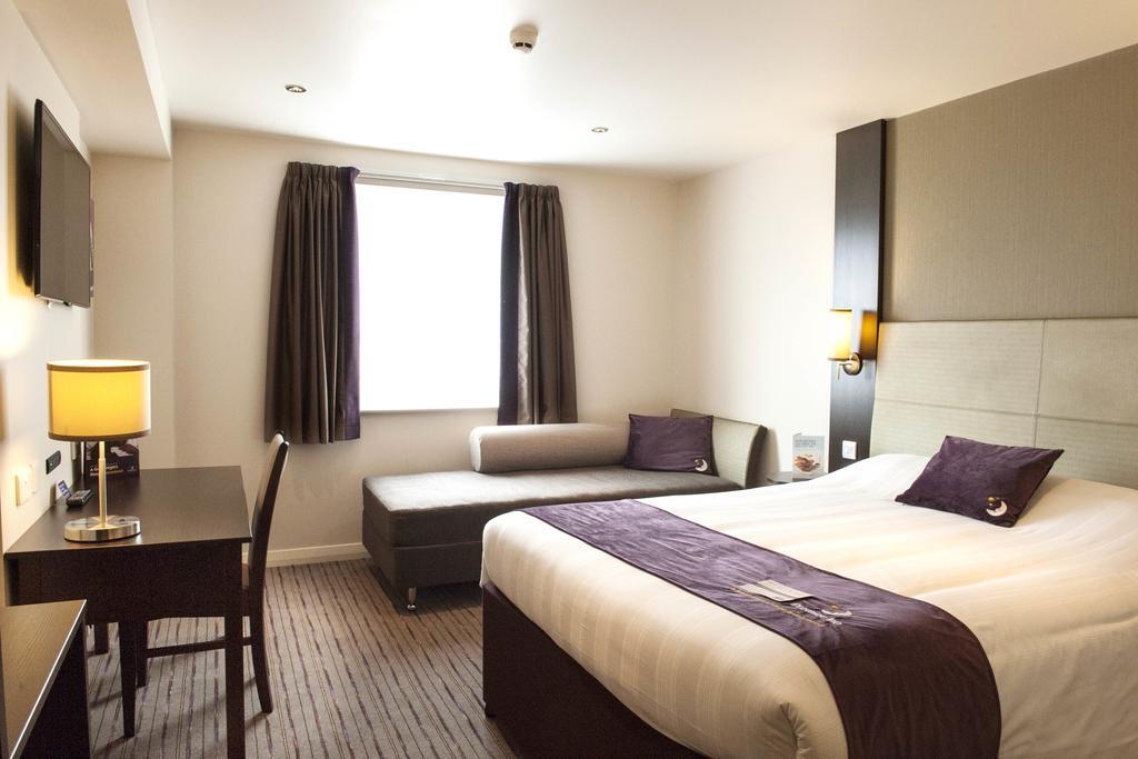 Premier Inn Chester Central - North 外观 照片