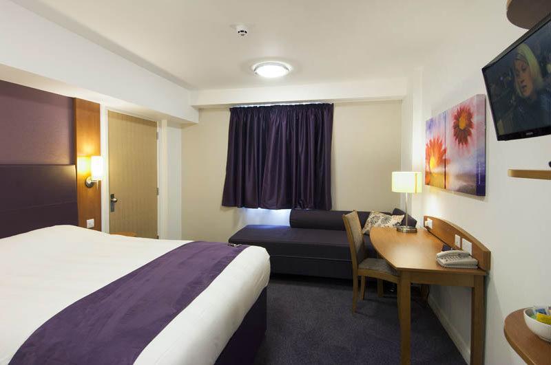 Premier Inn Chester Central - North 外观 照片